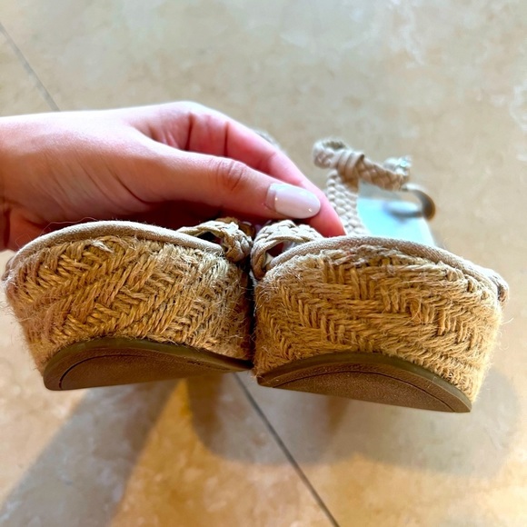 Beige/Tan Bamboo Wedges-Size 9 1/2 - Picture 6 of 7